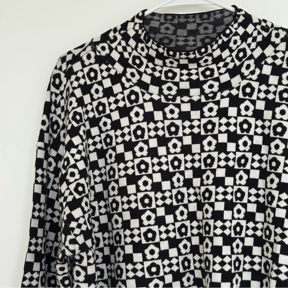 Maeve Anthropologie Carys Mock neck black and White Floral Geometric
Sweater XL - Picture 3 of 7
